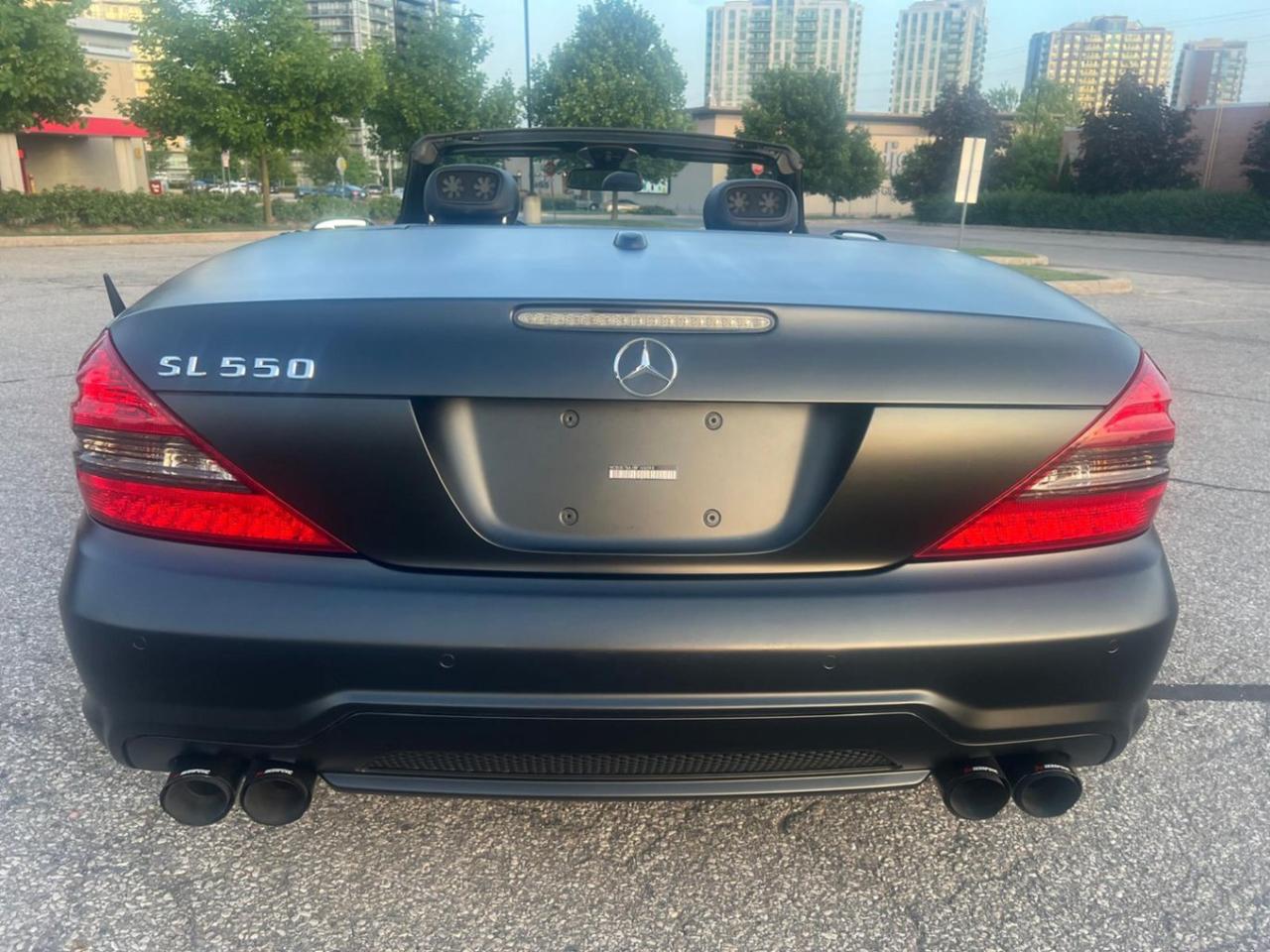 2011 Mercedes-Benz SL-Class SL 550 Night Edition Photo