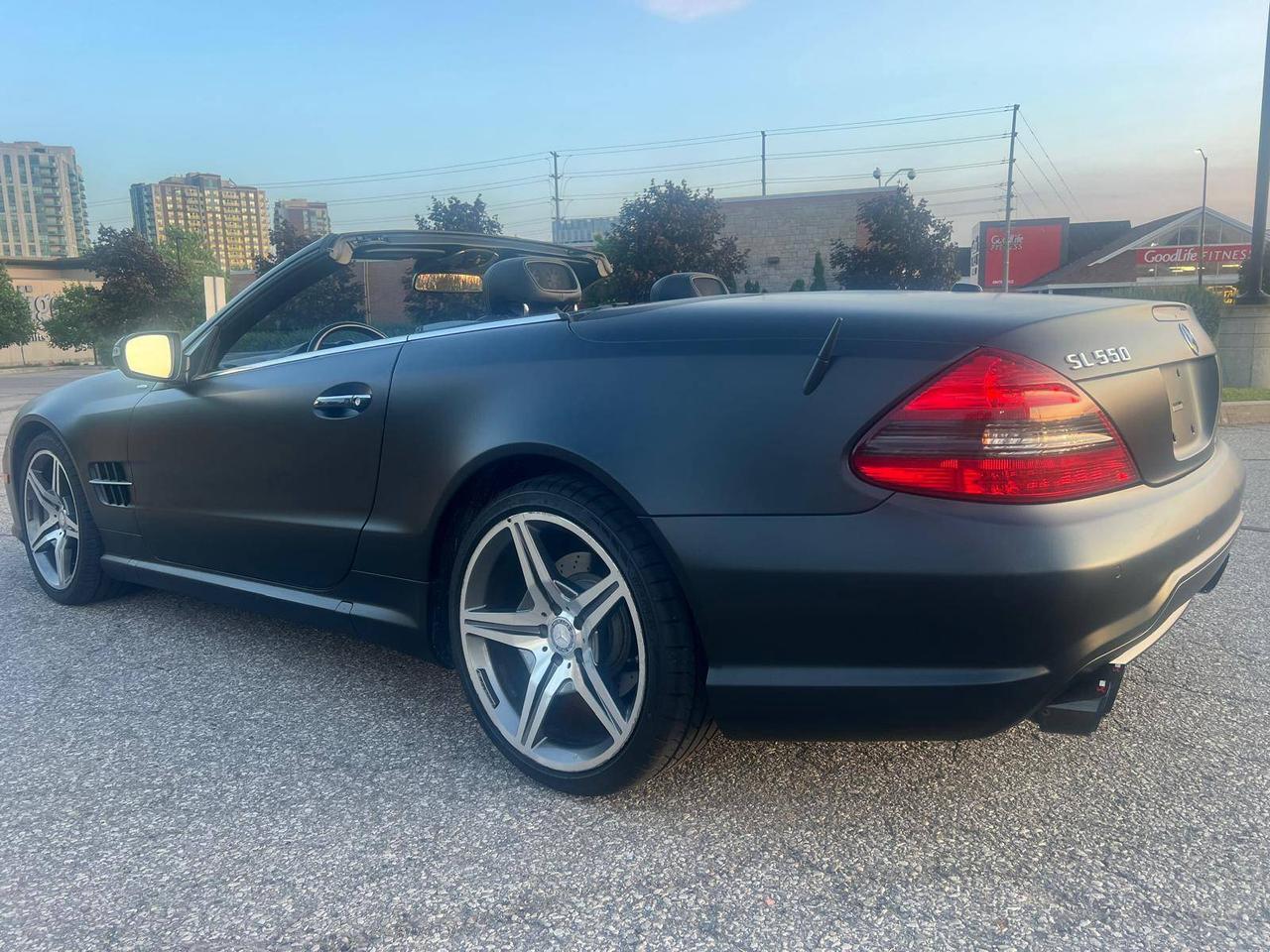 2011 Mercedes-Benz SL-Class SL 550 Night Edition Photo