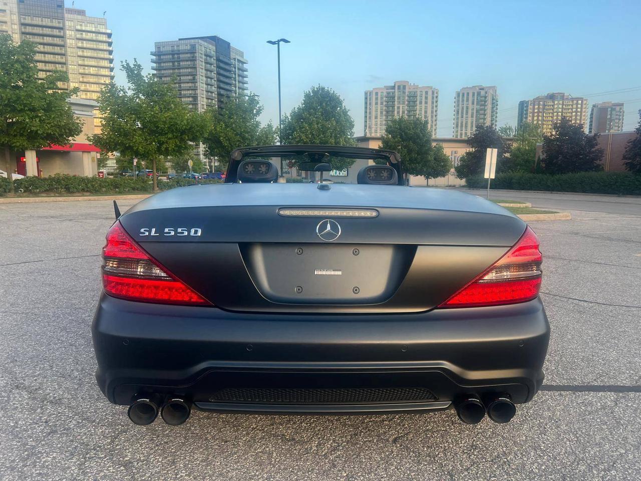 2011 Mercedes-Benz SL-Class SL 550 Night Edition Photo