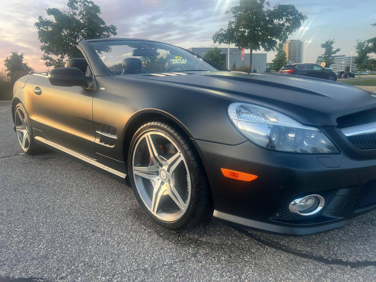 2011 Mercedes-Benz SL-Class SL 550 Night Edition Photo