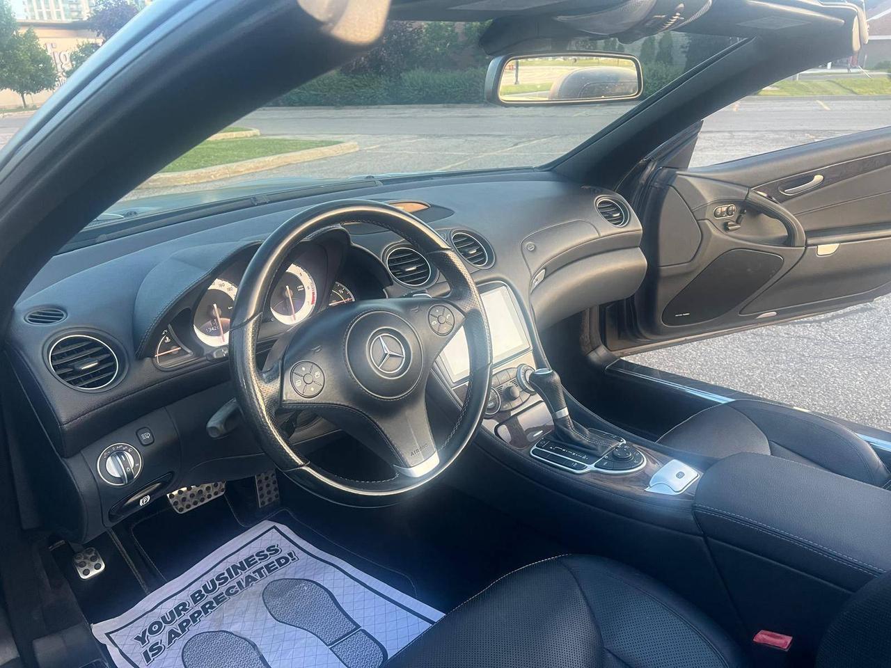2011 Mercedes-Benz SL-Class SL 550 Night Edition Photo