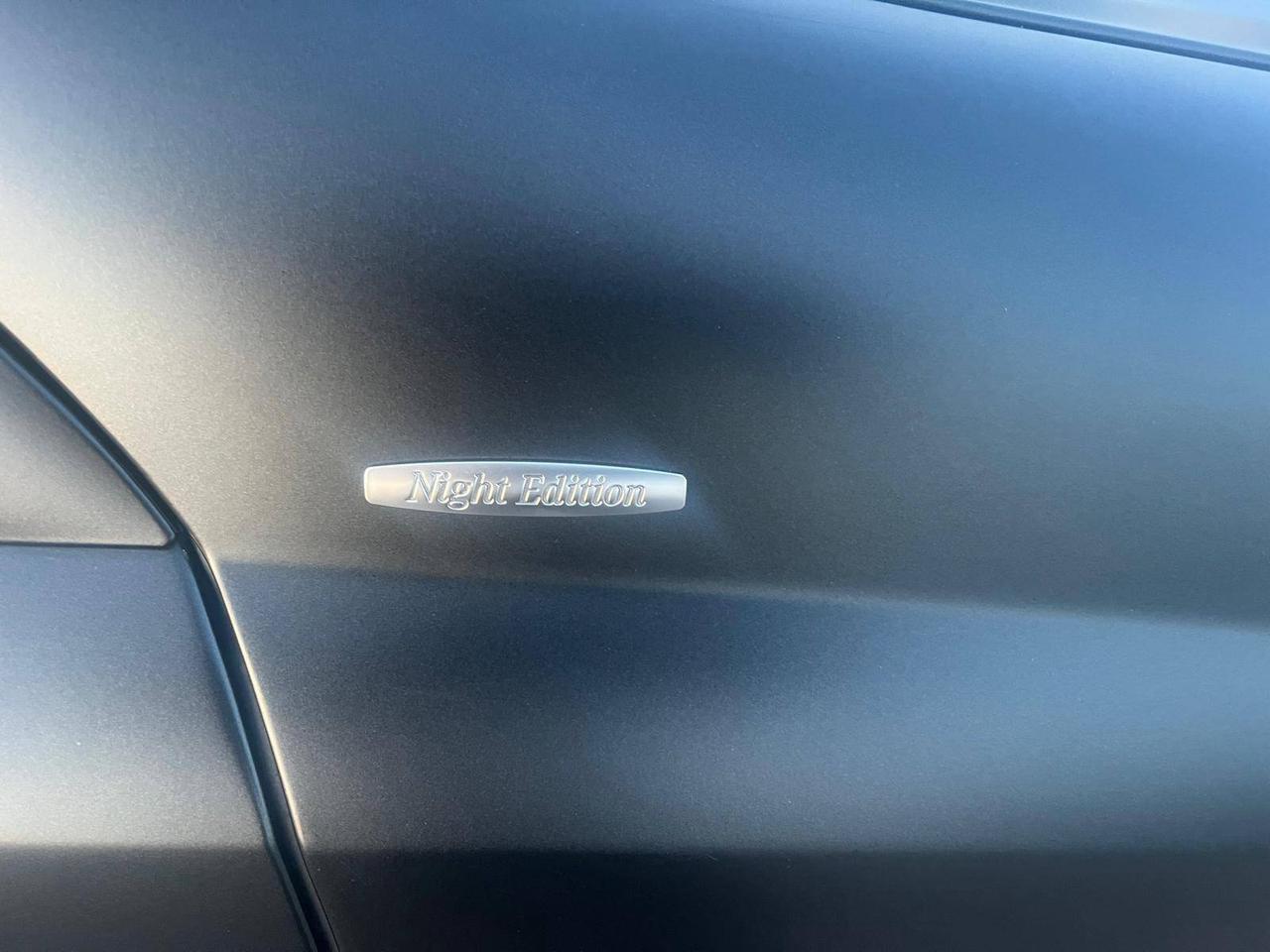 2011 Mercedes-Benz SL-Class SL 550 Night Edition Photo