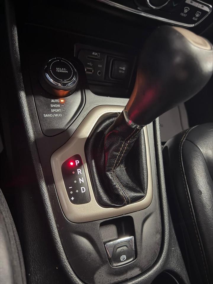 14164000