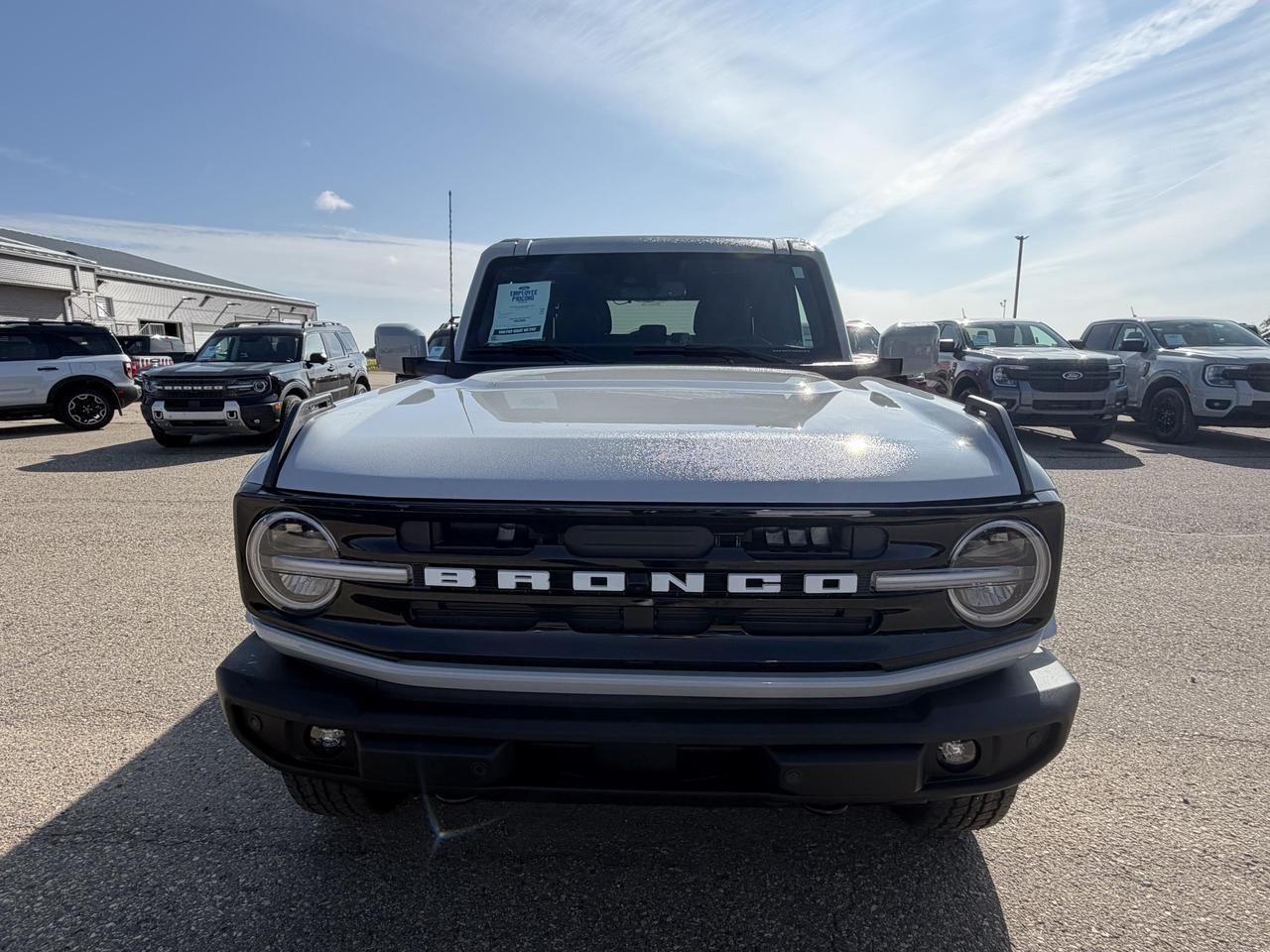 2026 Ford Bronco Outer Banks Employee Pricing on NOW!! Photo2