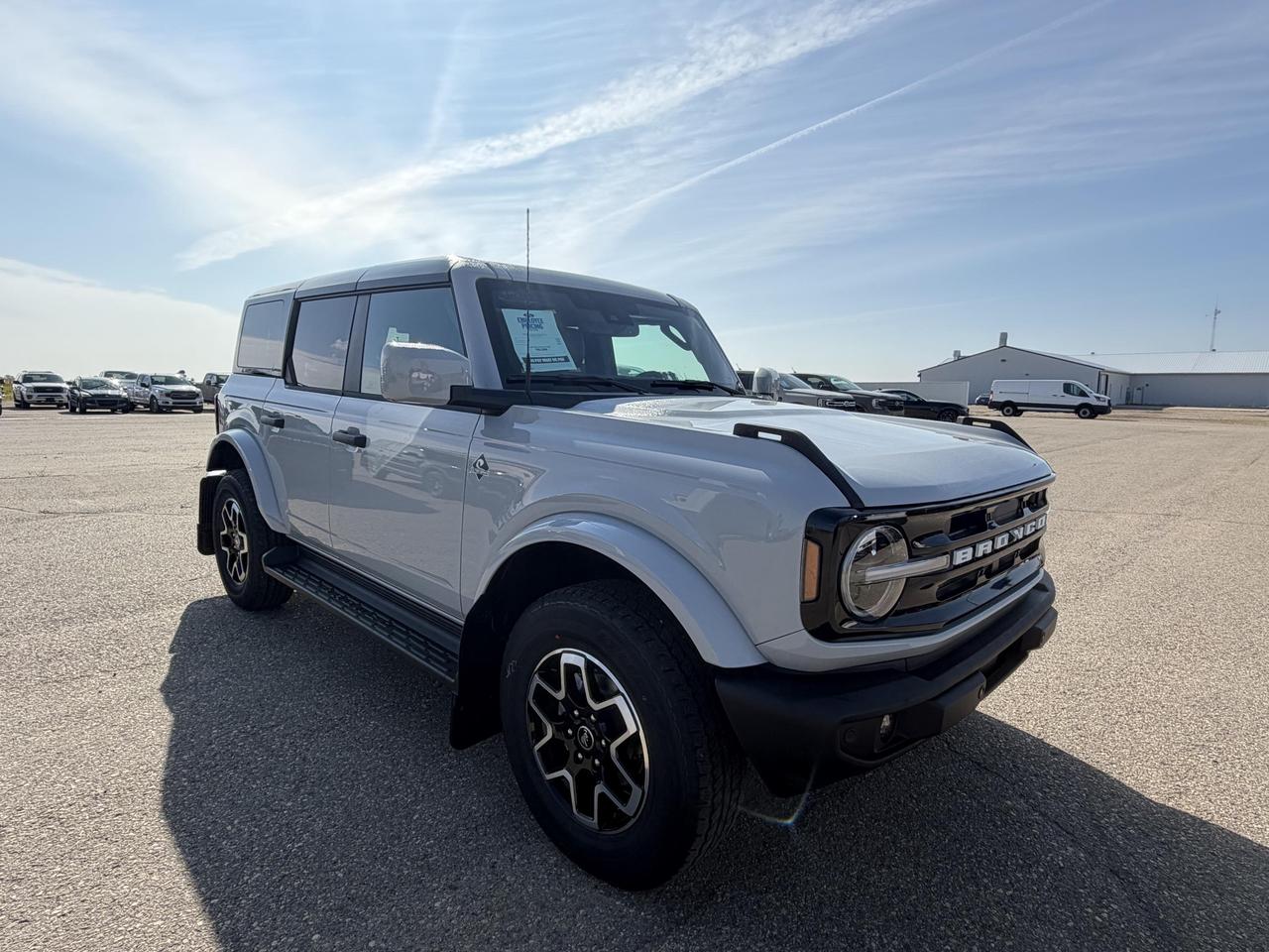 2026 Ford Bronco Outer Banks Employee Pricing on NOW!! Photo1