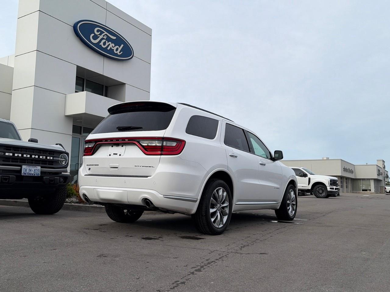 2021 Dodge Durango Citadel Anodized Platinum AWD Photo2