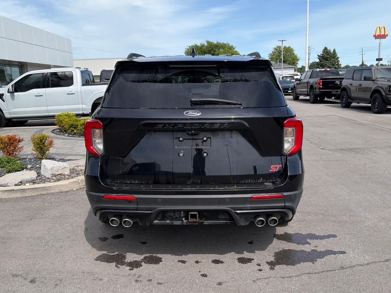 2021 Ford Explorer ST 4WD Photo3