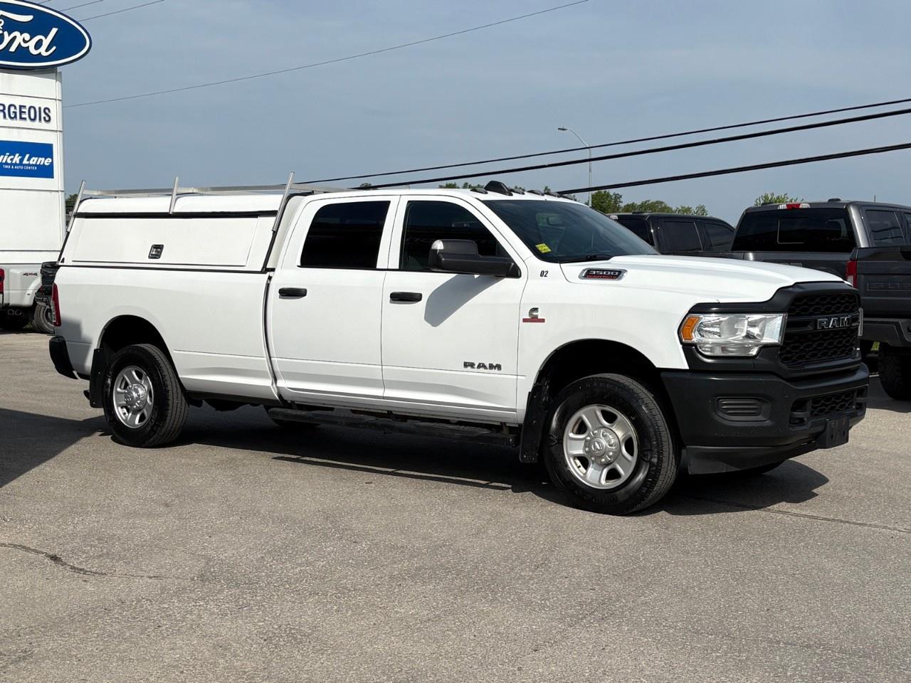 2022 RAM 3500 Tradesman 4x4 Crew Cab 8' Box Photo