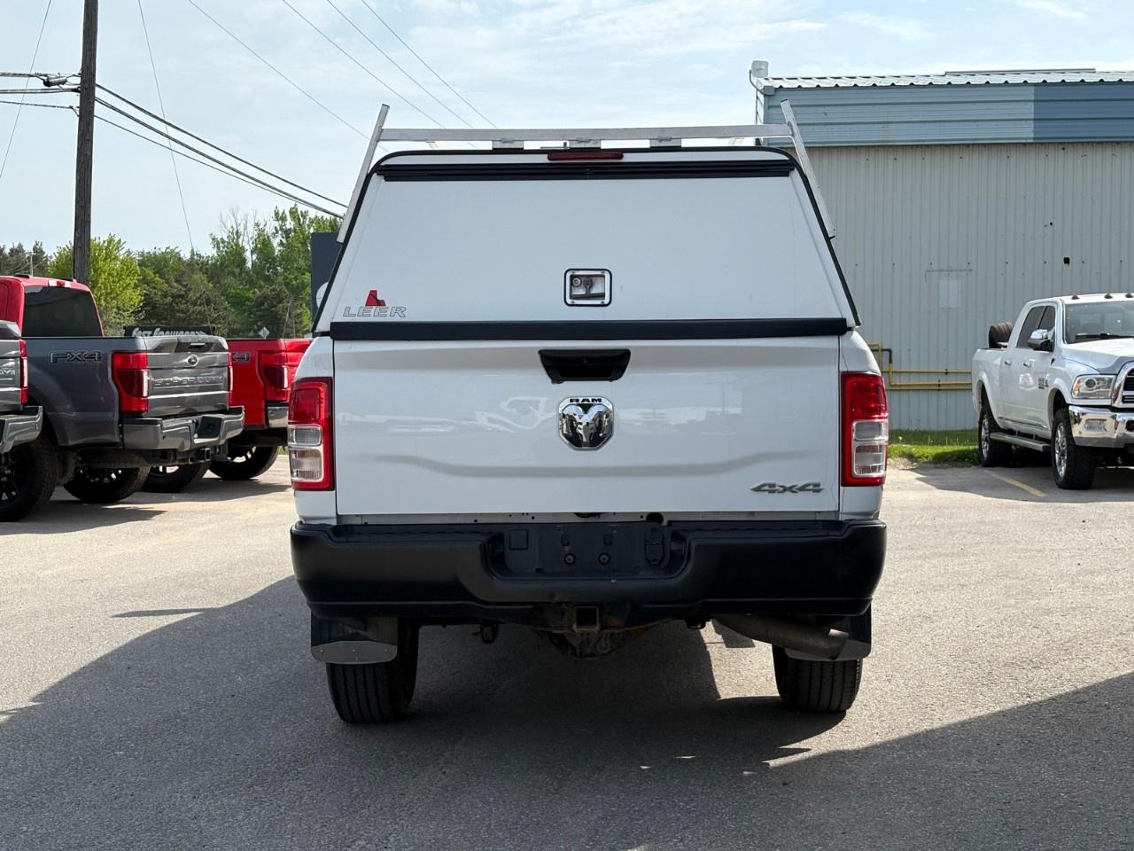 2022 RAM 3500 Tradesman 4x4 Crew Cab 8' Box Photo