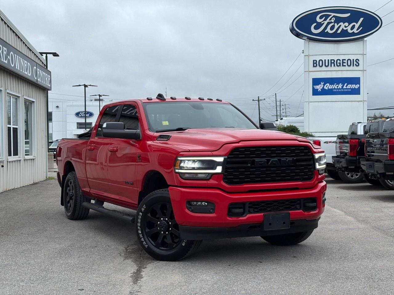 2022 RAM 3500 Big Horn 4x4 Crew Cab 6'4" Box Photo0