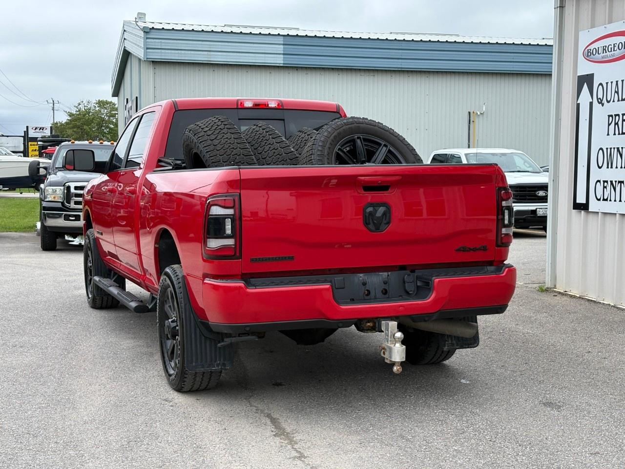 2022 RAM 3500 Big Horn 4x4 Crew Cab 6'4" Box Photo
