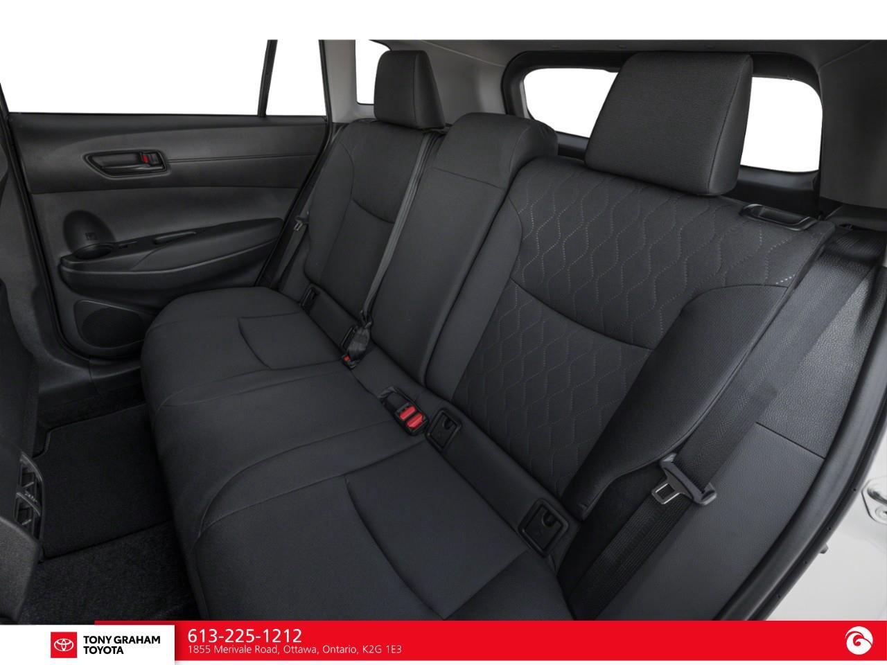 2026 Toyota Corolla Cross LE Photo