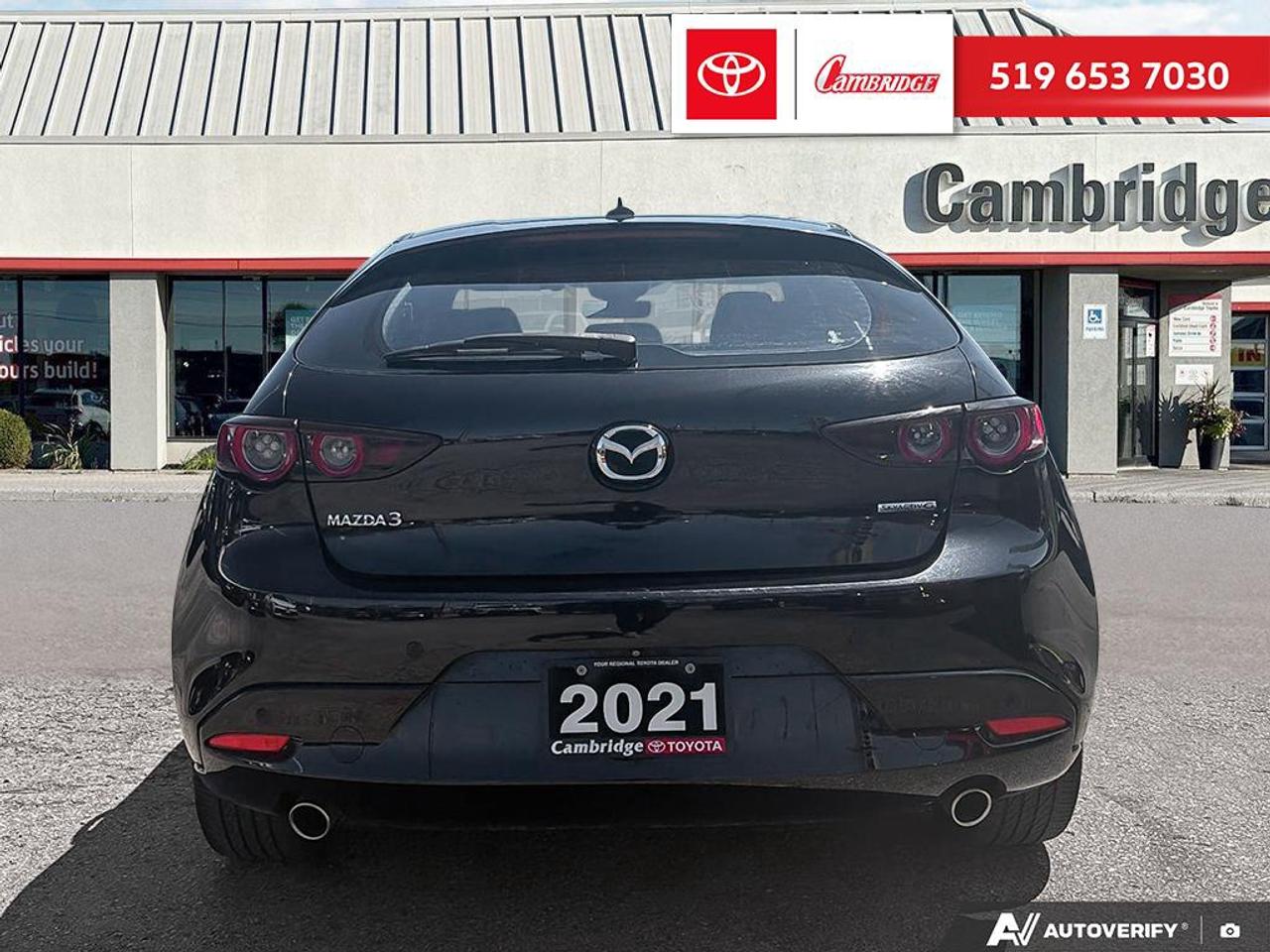 2021 Mazda MAZDA3 GT Photo4