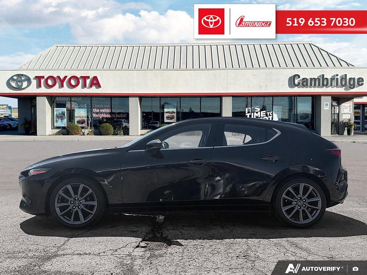 2021 Mazda MAZDA3 GT Photo2