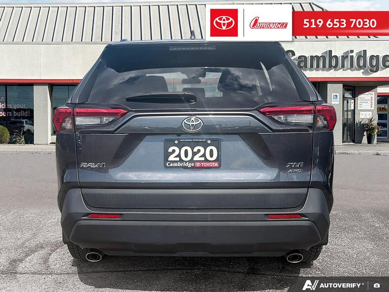2020 Toyota RAV4 XLE Photo