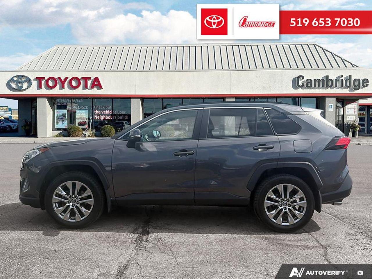 2020 Toyota RAV4 XLE Photo