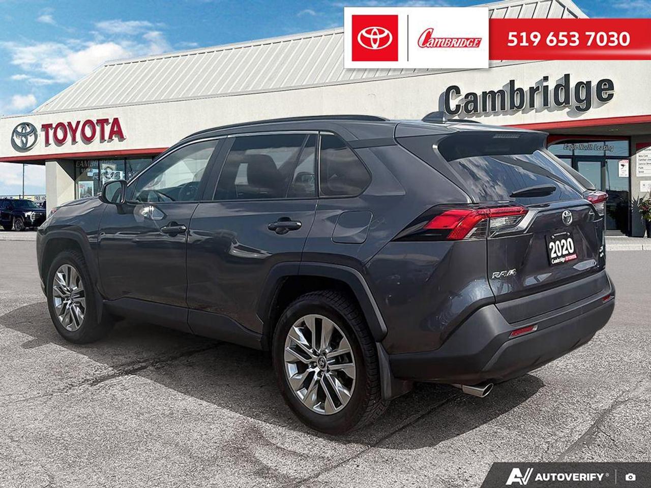 2020 Toyota RAV4 XLE Photo3