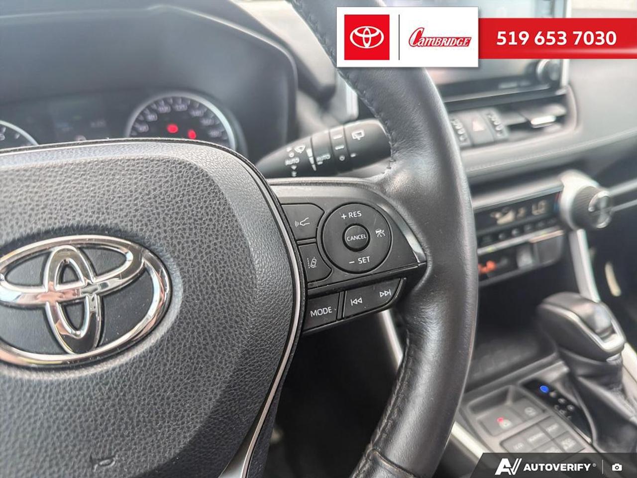 2020 Toyota RAV4 XLE Photo