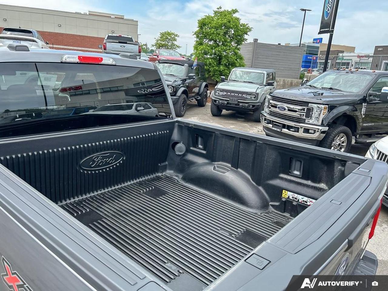 2023 Ford F-150 XLT 3.5L V6 | XTR PKG | TRAILER TOW PKG | NO ACCIDENTS Photo