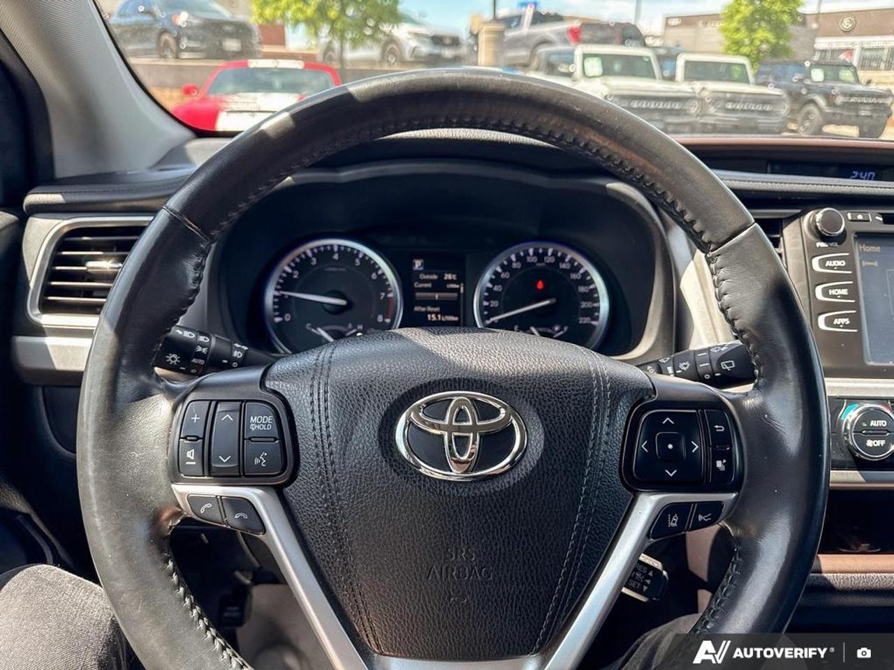 2019 Toyota Highlander XLE Photo