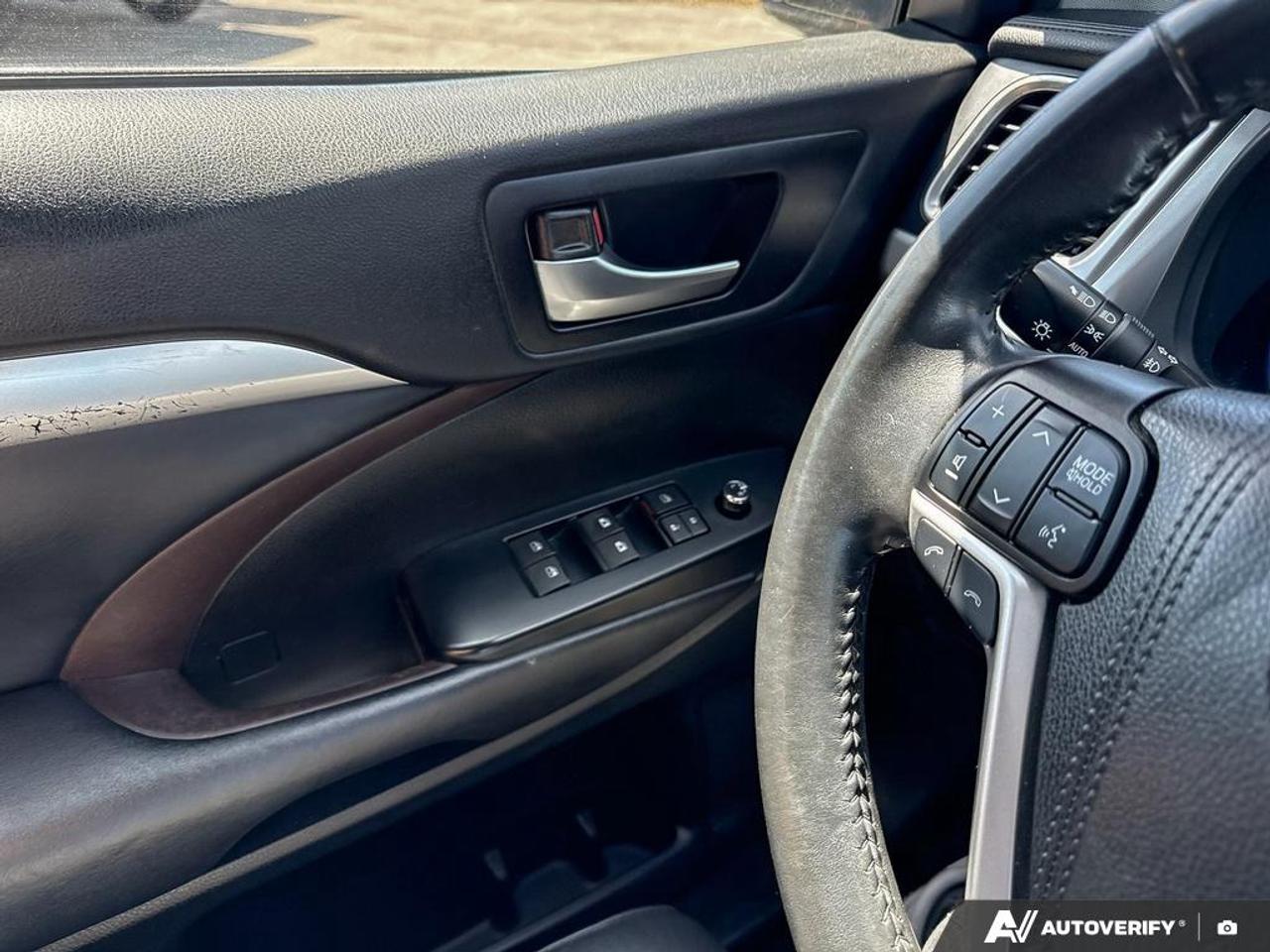 2019 Toyota Highlander XLE Photo