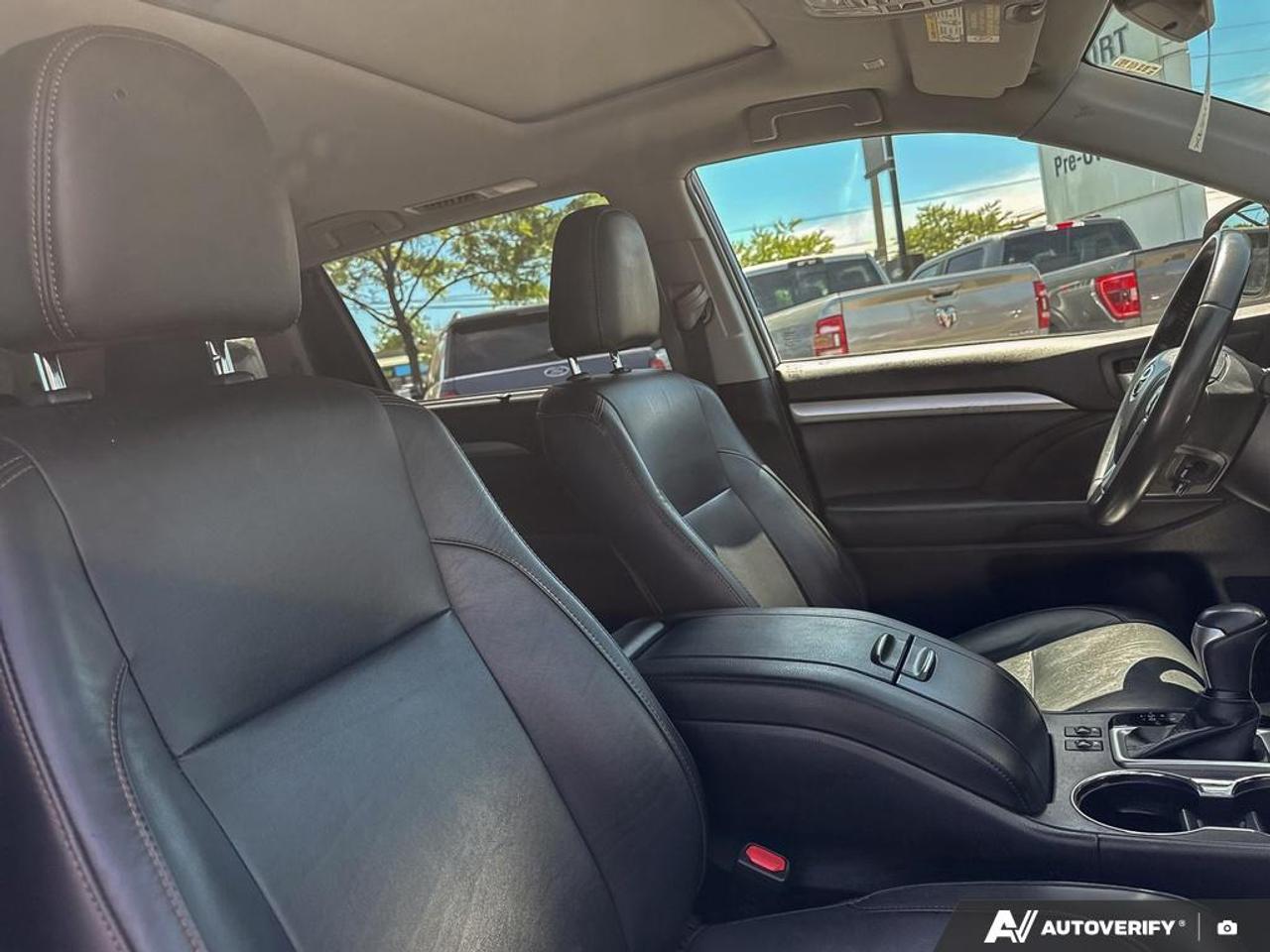 2019 Toyota Highlander XLE Photo