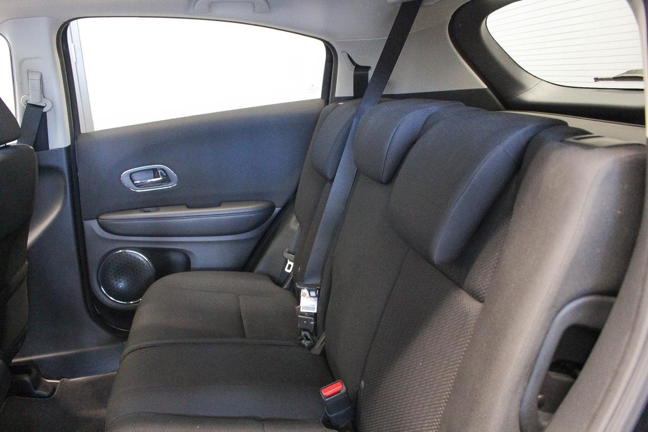2016 Honda HR-V EX LOW KMS - HEATED FRONT SEATS - CD PLAYER Photo