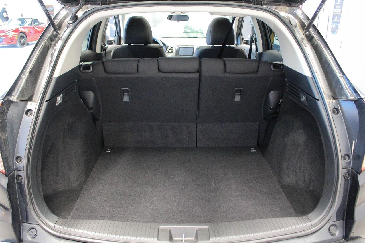 2016 Honda HR-V EX LOW KMS - HEATED FRONT SEATS - CD PLAYER Photo