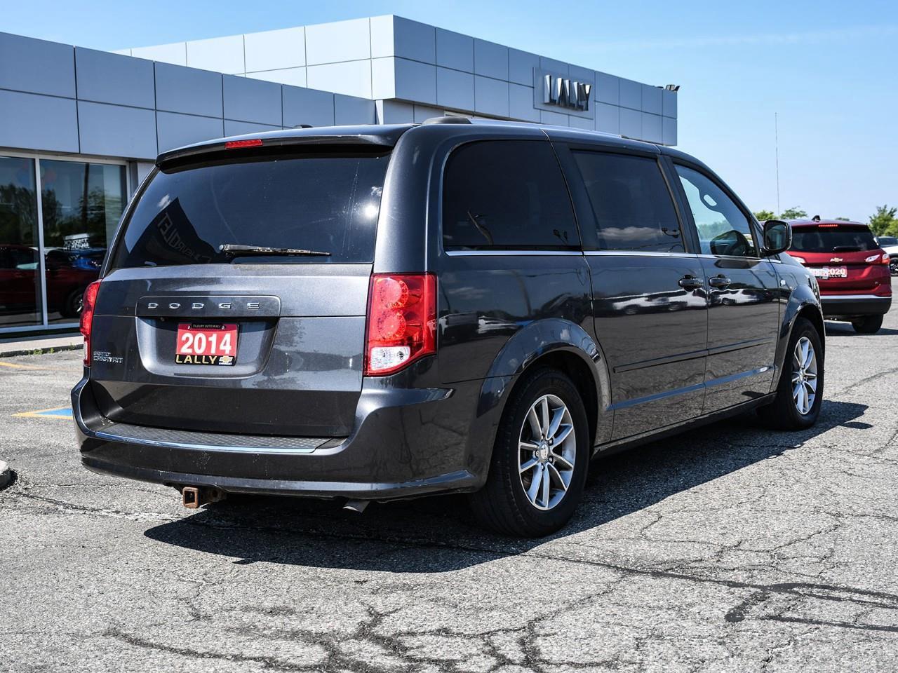 2014 Dodge Grand Caravan SE/SXT Photo