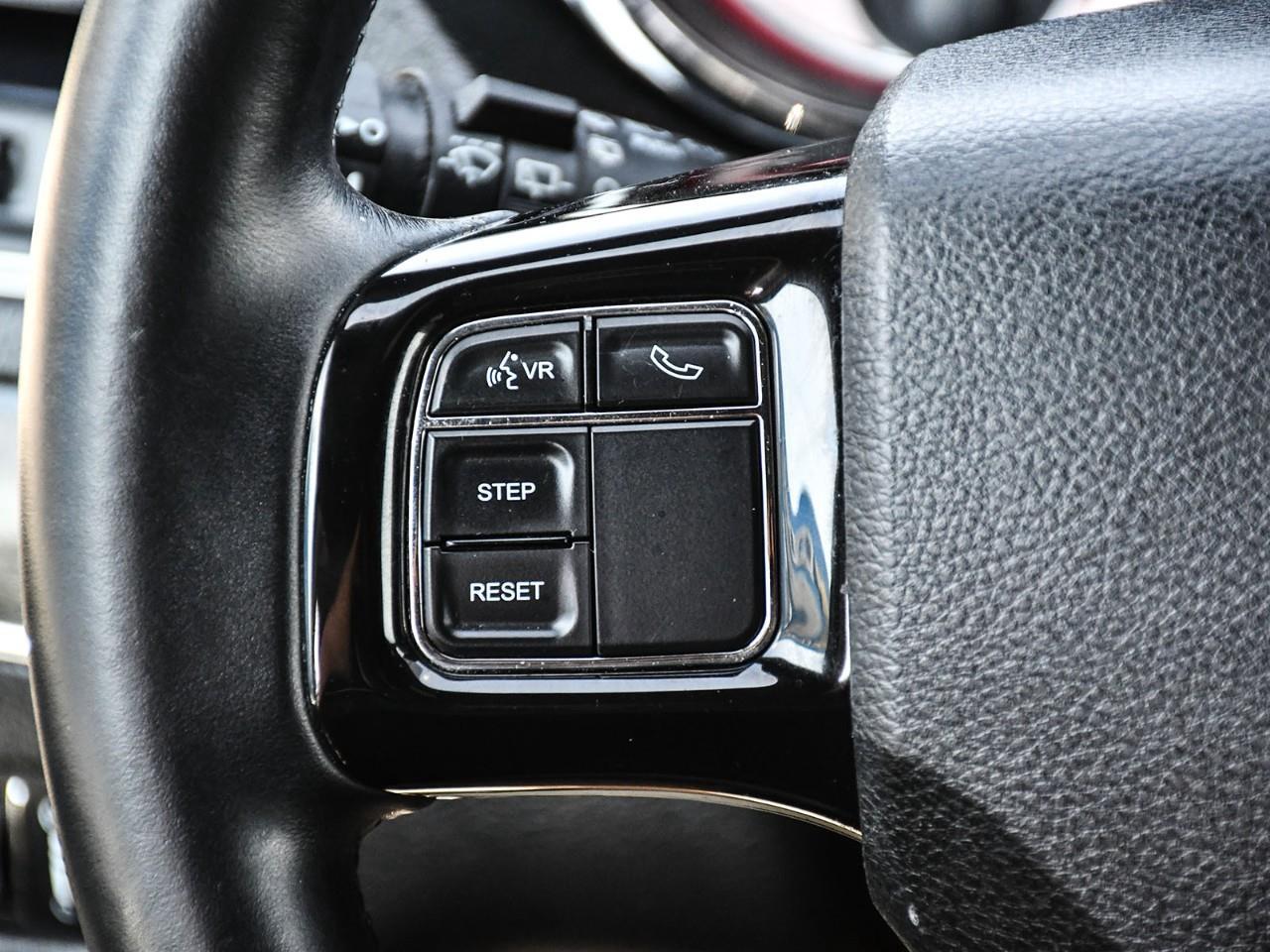 2014 Dodge Grand Caravan SE/SXT Photo