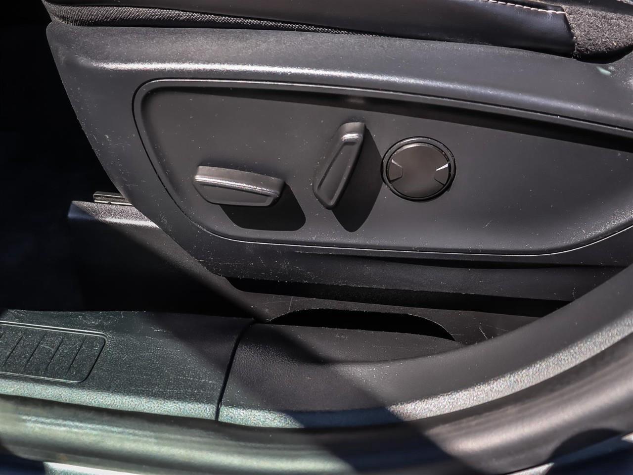 2024 Ford Escape Platinum AWD | Leather | Power Tail Gate | 2.0L | Photo
