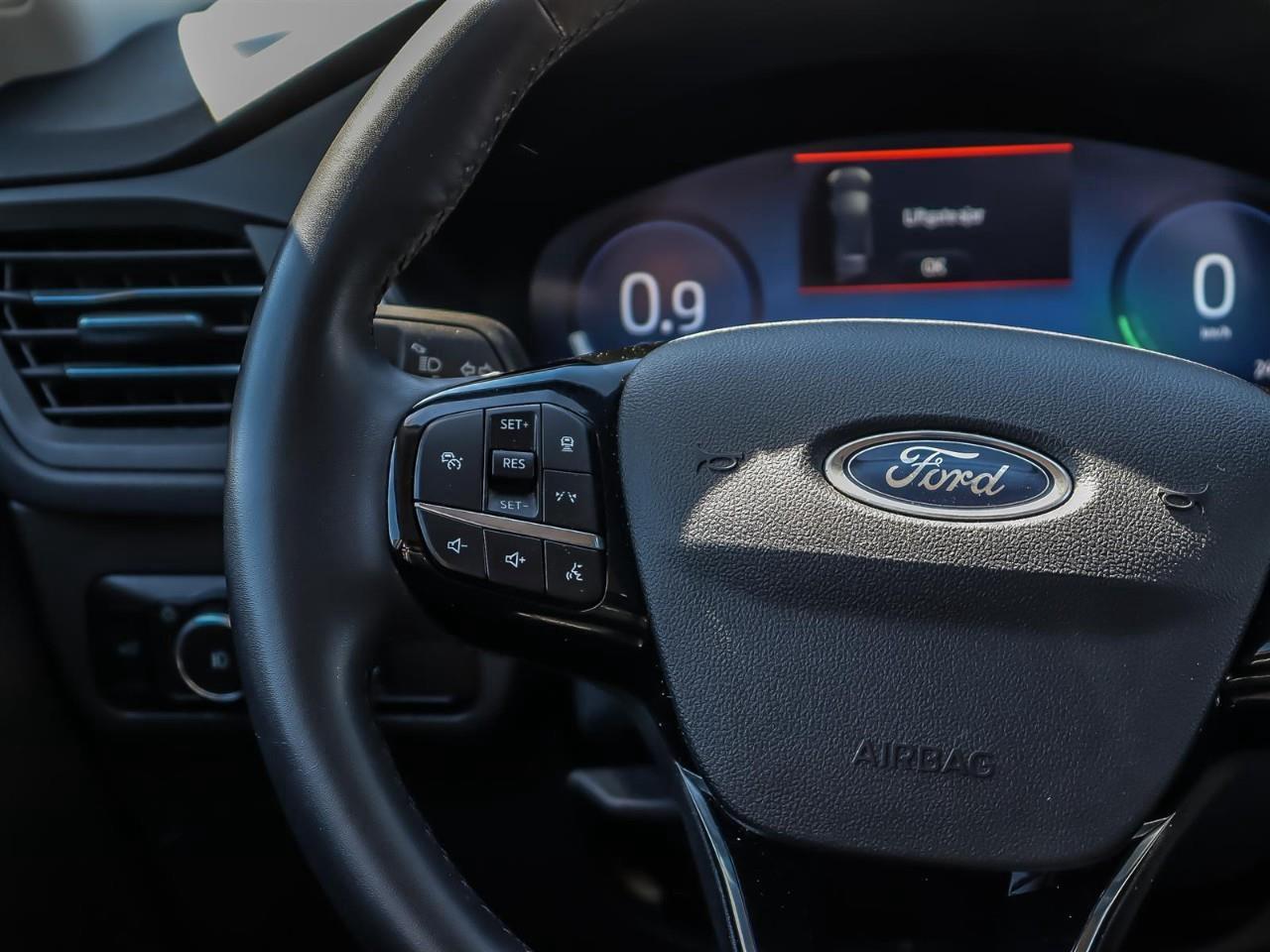 2024 Ford Escape Platinum AWD | Leather | Power Tail Gate | 2.0L | Photo