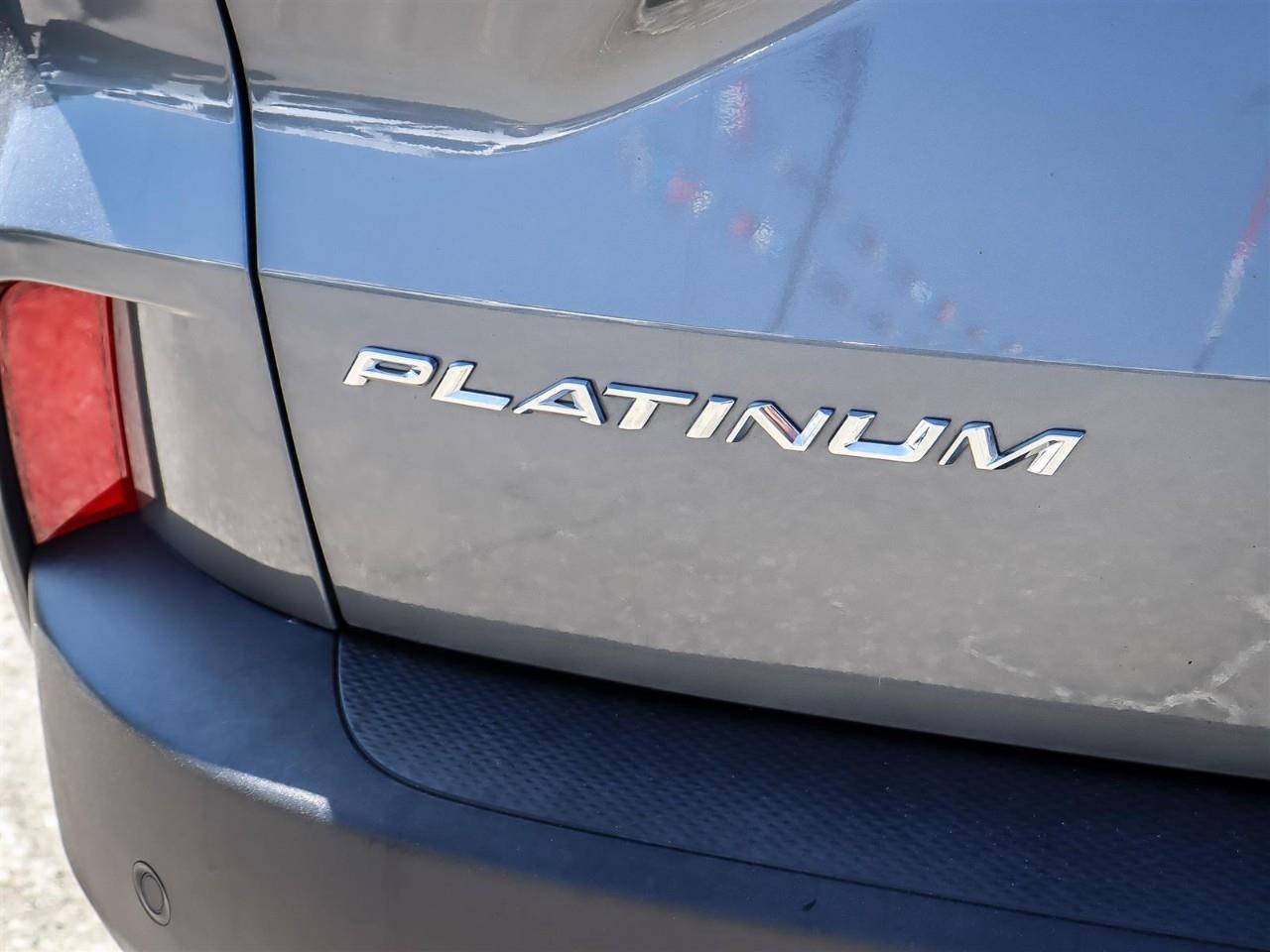 2024 Ford Escape Platinum AWD | Leather | Power Tail Gate | 2.0L | Photo