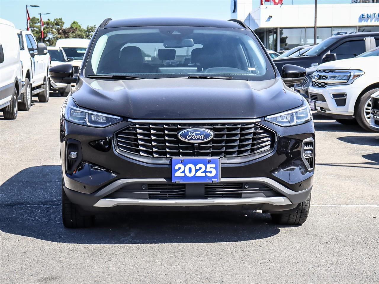 2024 Ford Escape Platinum AWD | Leather | 2.0L | Photo2