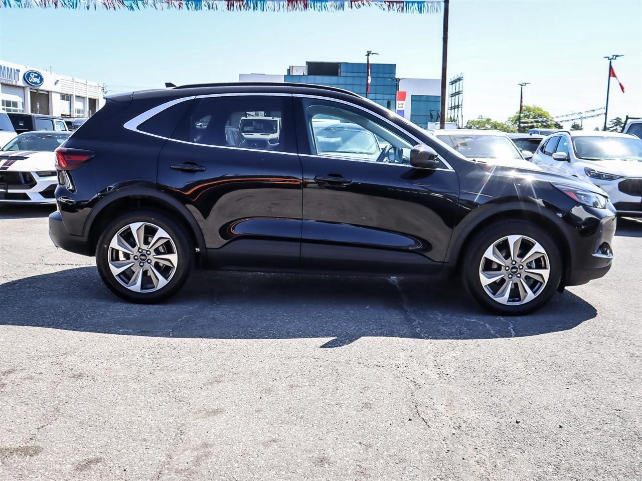 2024 Ford Escape Platinum AWD | Leather | Power Tail Gate | Photo