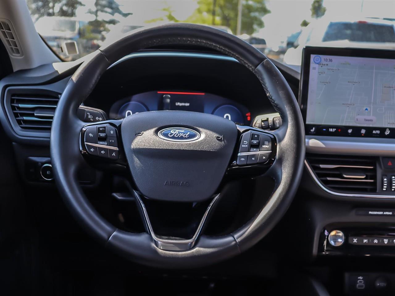 2024 Ford Escape Platinum AWD | Leather | Power Tail Gate | Photo