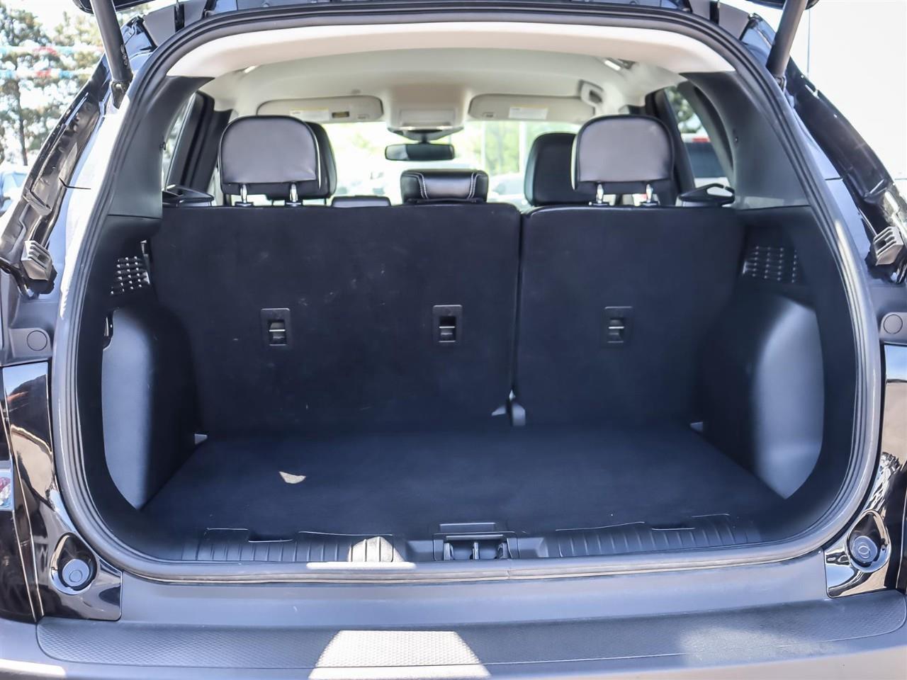 2024 Ford Escape Platinum AWD | Leather | Power Tail Gate | Photo