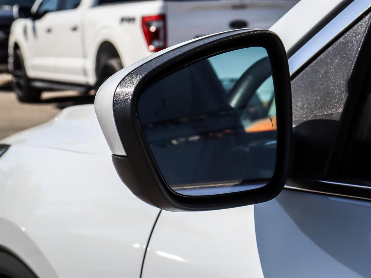 2025 Ford Escape Platinum AWD | Leather | 2.0L | Photo