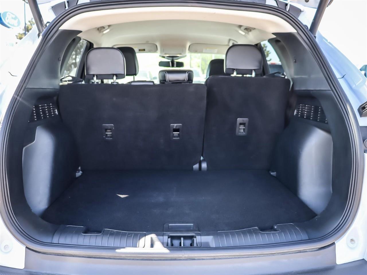 2025 Ford Escape Platinum AWD | Leather | 2.0L | Photo