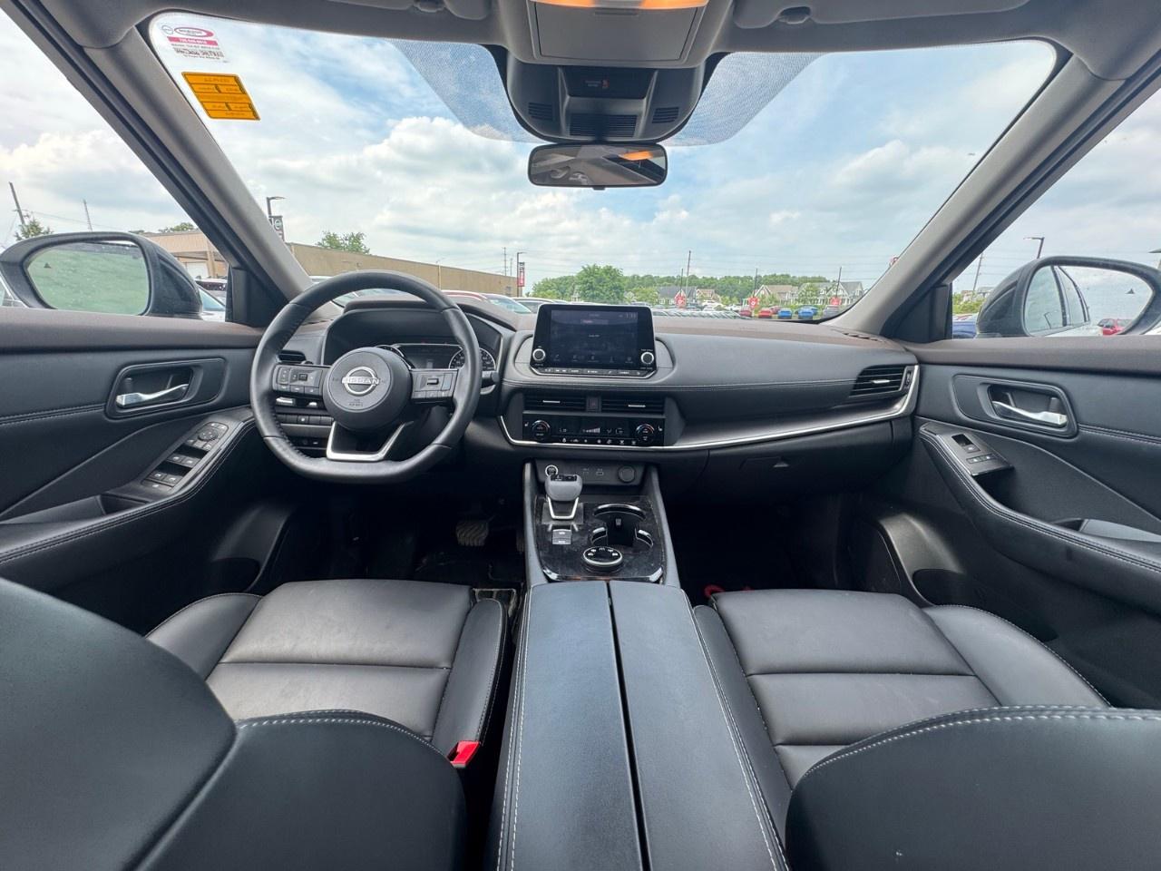 2023 Nissan Rogue Midnight Edition Photo