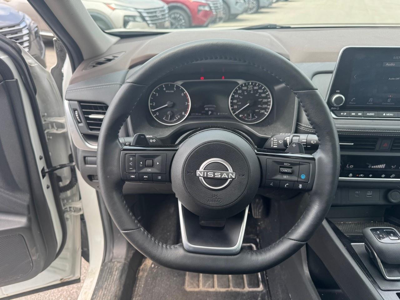2023 Nissan Rogue Midnight Edition Photo