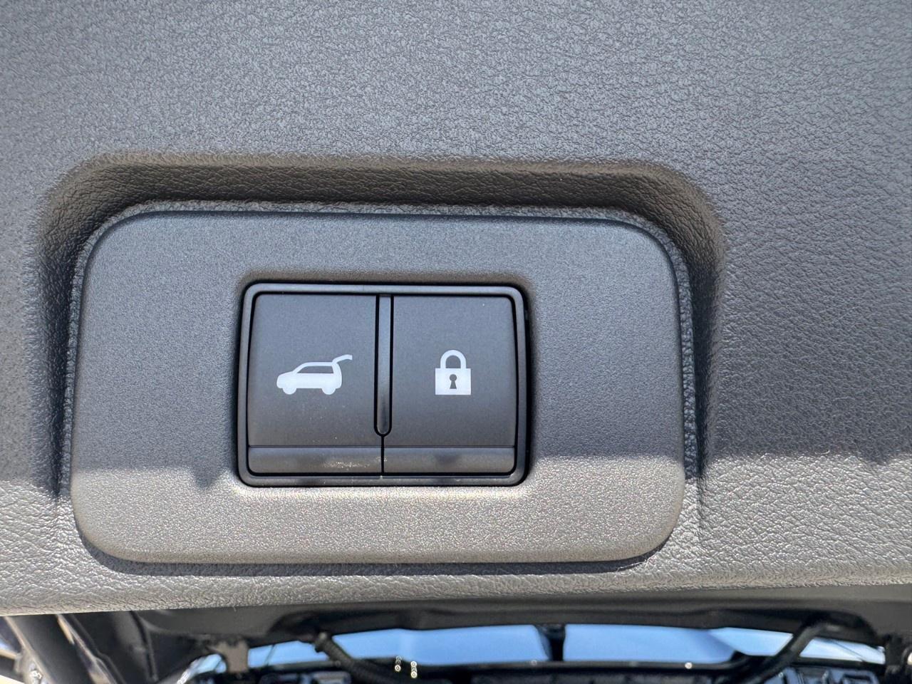 2026 Nissan Rogue AWD Platinum Photo