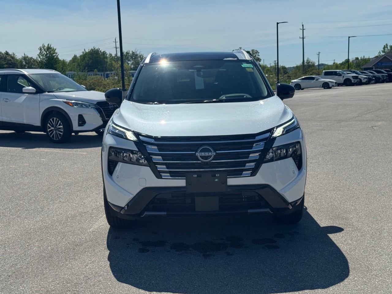2026 Nissan Rogue AWD Platinum Photo