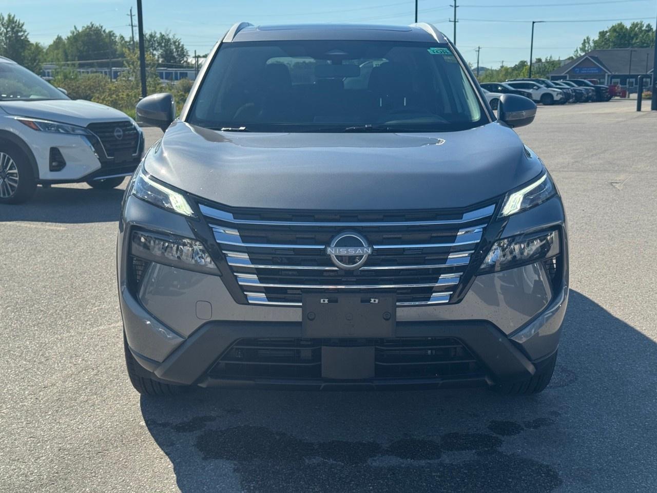 2026 Nissan Rogue AWD SV Moonroof Photo