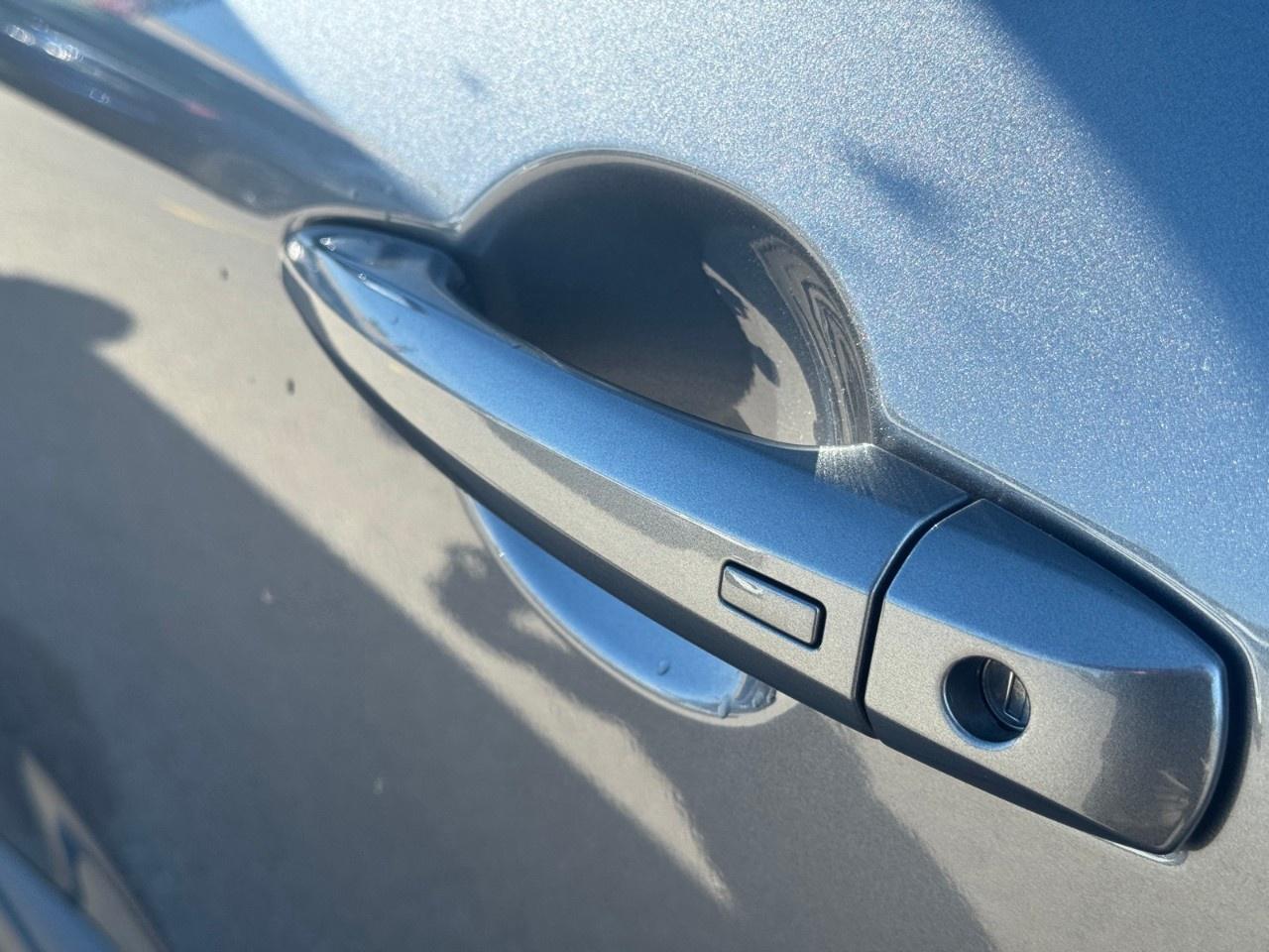 2026 Nissan Rogue AWD SV Moonroof Photo