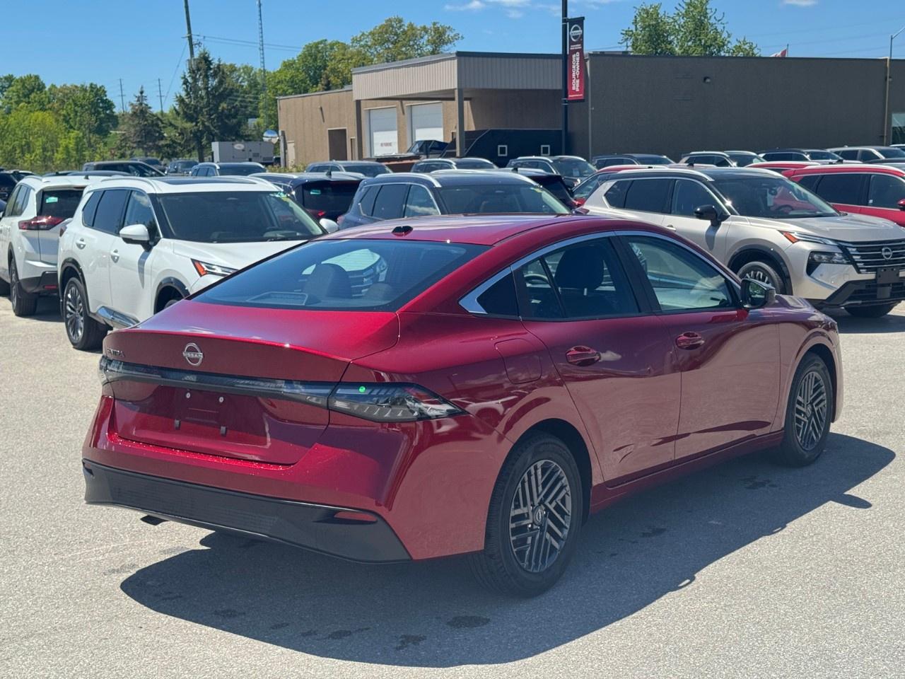 2026 Nissan Sentra SV SEDAN Photo