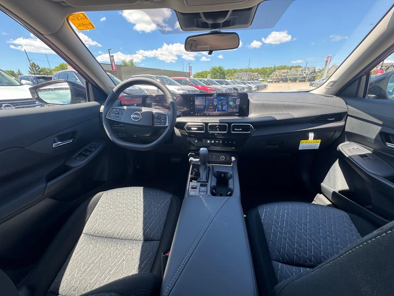 2026 Nissan Sentra SV SEDAN Photo