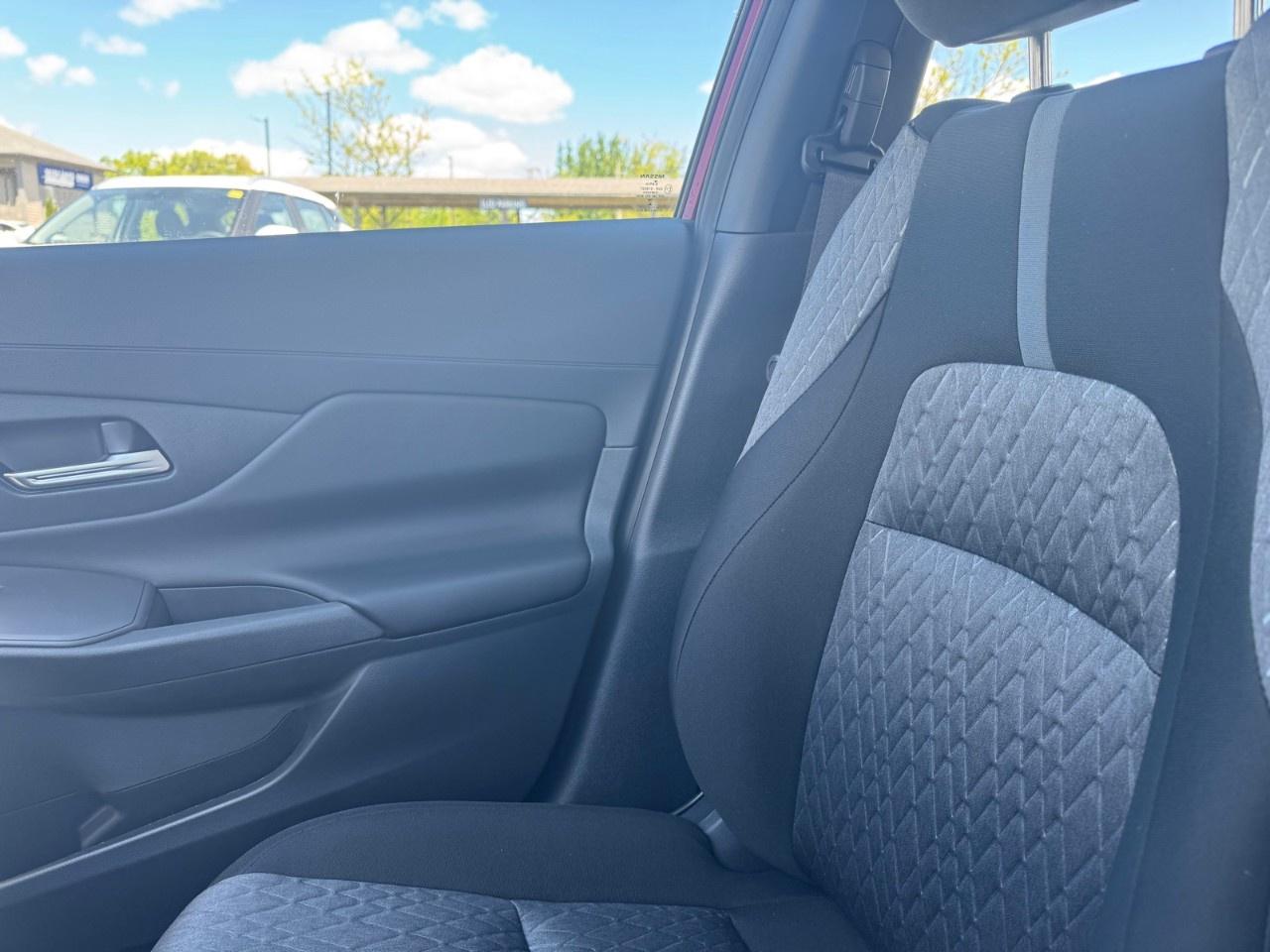 2026 Nissan Sentra SV SEDAN Photo