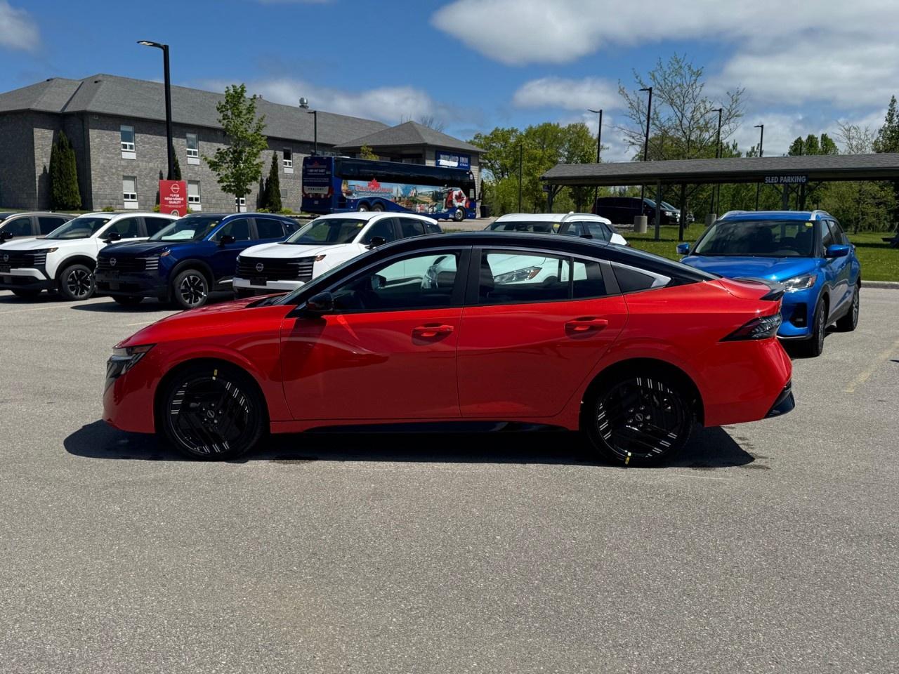 2026 Nissan Sentra SR SEDAN Photo