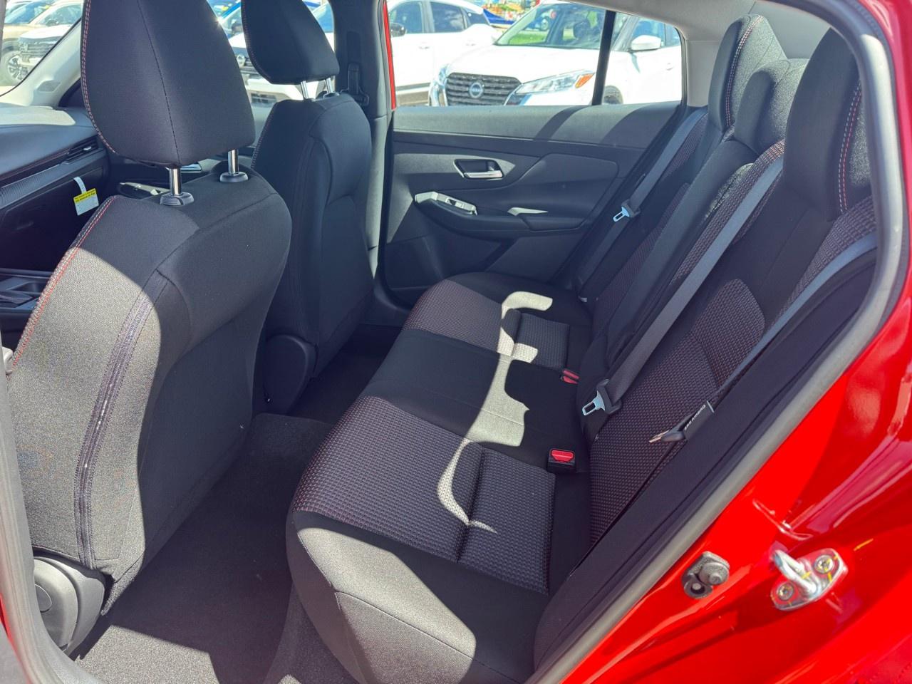 2026 Nissan Sentra SR SEDAN Photo